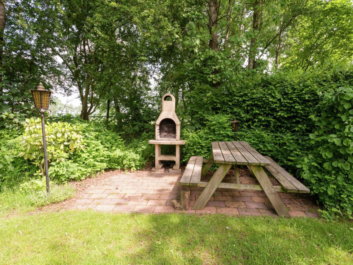 Villa With Spacious Garden Near Heeten Екстер'єр фото