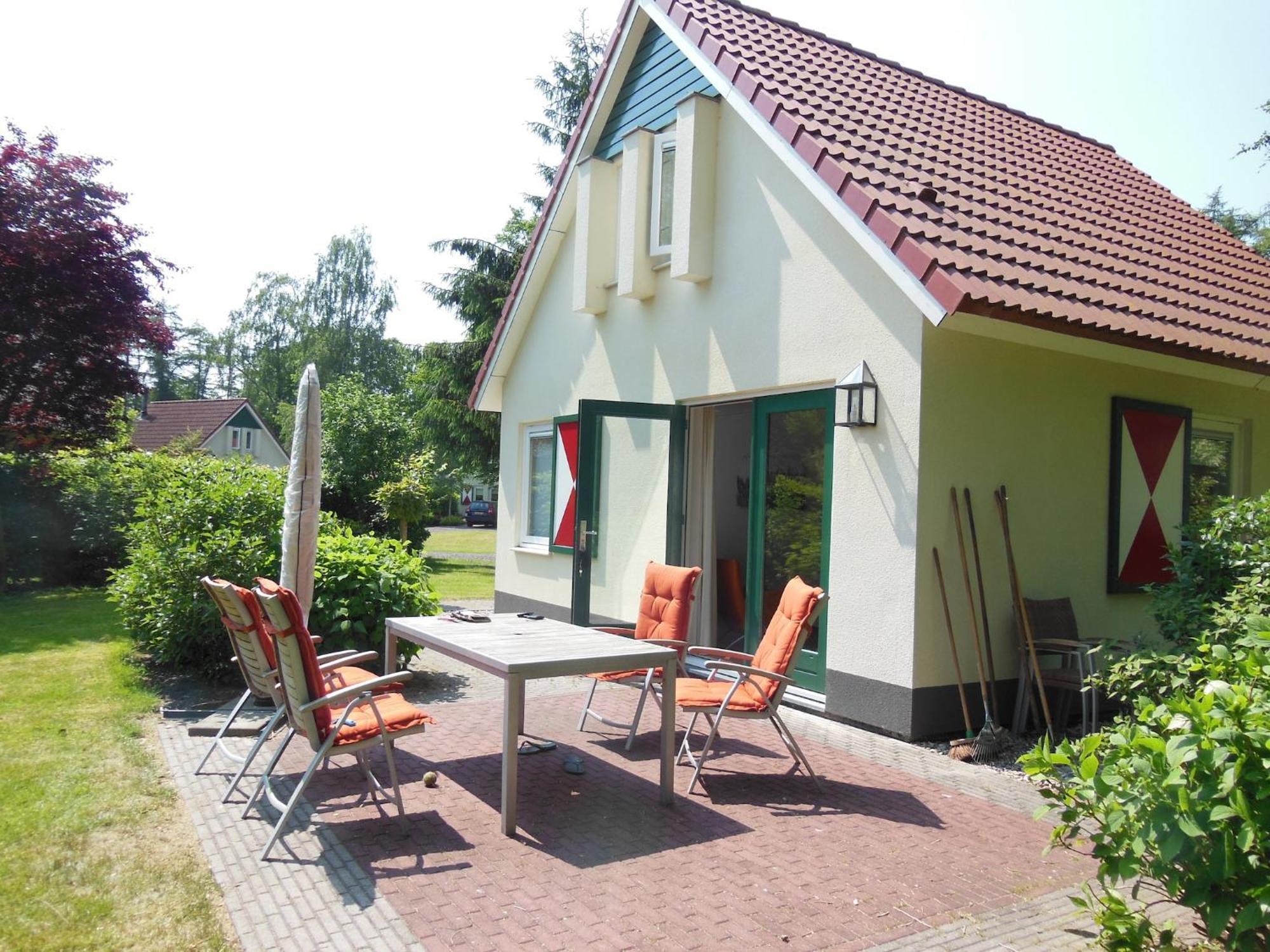 Villa With Spacious Garden Near Heeten Екстер'єр фото