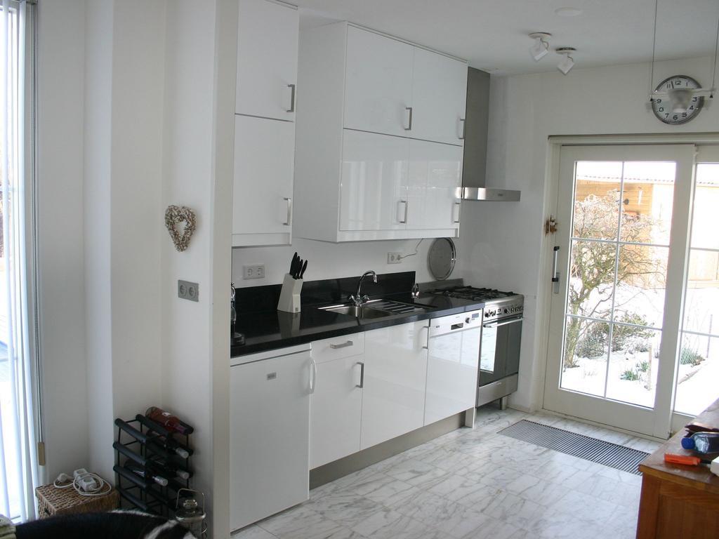 Villa With Spacious Garden Near Heeten Екстер'єр фото